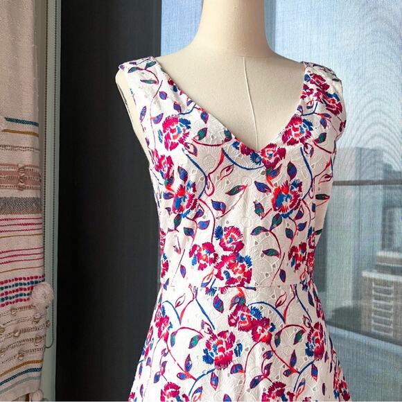 Tanya Taylor White Embroidered Sleeveless Mini Dress Women’s Size 2 - Picture 2 of 10